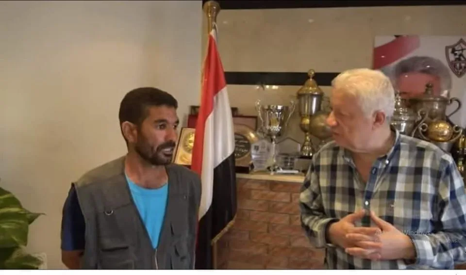 «مفيش حاجة لله».. ٣ مكاسب لمرتضي منصور سياسيًا وكرويًا من استقبال بائع التين