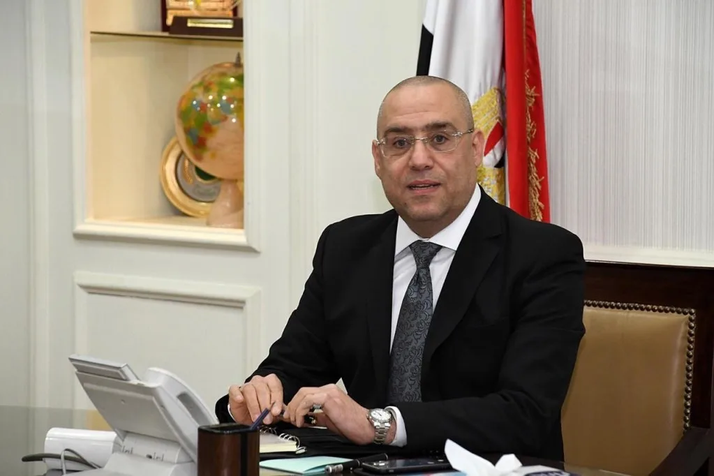 هل تُعيد الحكومة البناء من جديد؟.. وزير الإسكان يكشف تفاصيل مهمة
