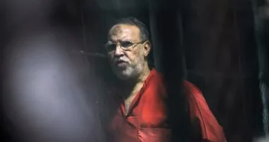 الأمين العام لنقابة الأطباء يستقيل من منصبه بسبب نعي الإخواني عصام العريان