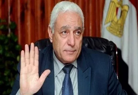 البرلمان يتجنب مناقشة قانون "دار الإفتاء" في أخر يوم له