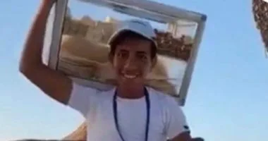 سبوه في حاله بقا...والد بائع الفريسكا ينفي أقاويل رواد"فيسبوك" بزواجه وقبوله عرض الراقصة