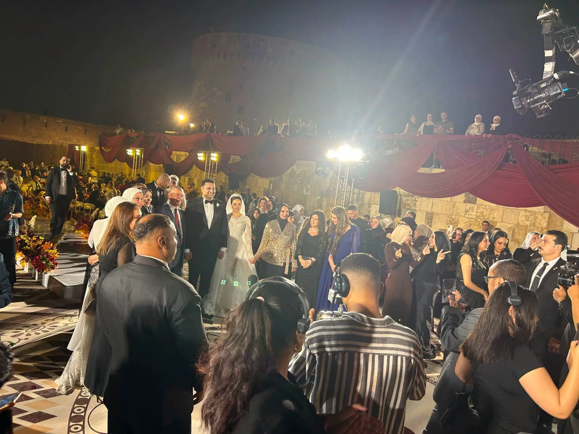 النائبة زينب فهيم تحتفل بزفاف نجلتها بحضور مسؤولين ونواب وشخصيات عامة