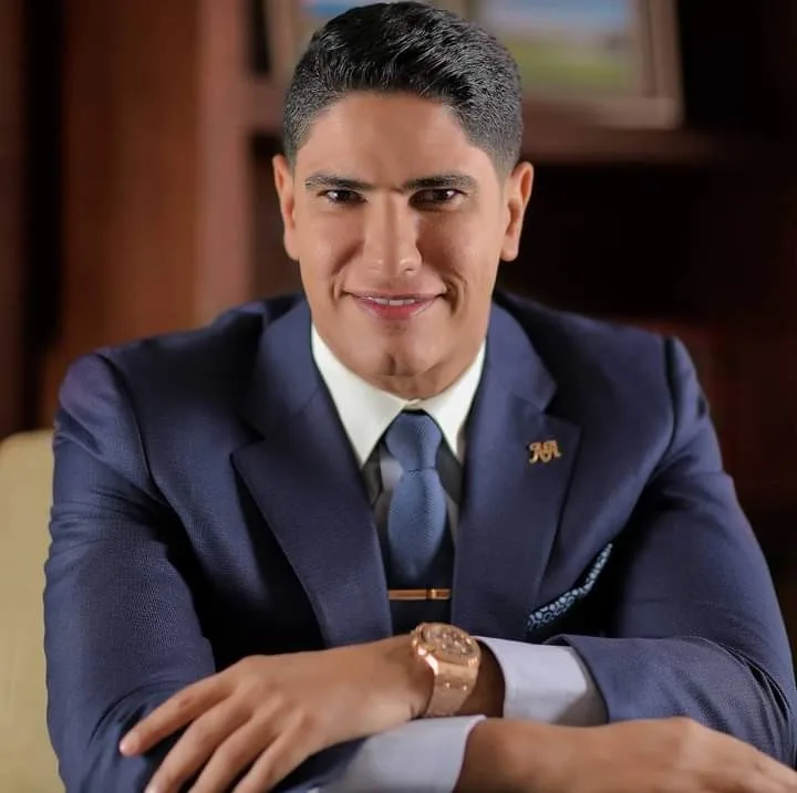 أبو هشيمة يعزي رئيس مستقبل وطن في وفاة زوجته