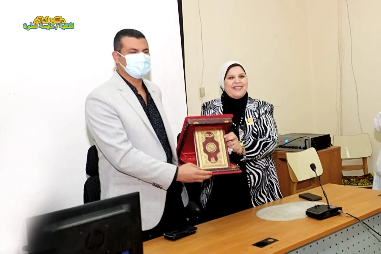 "مستلزمات طبية وسرائر".. ستات قد التحدي يتبرعن لمستشفى المنيرة العام