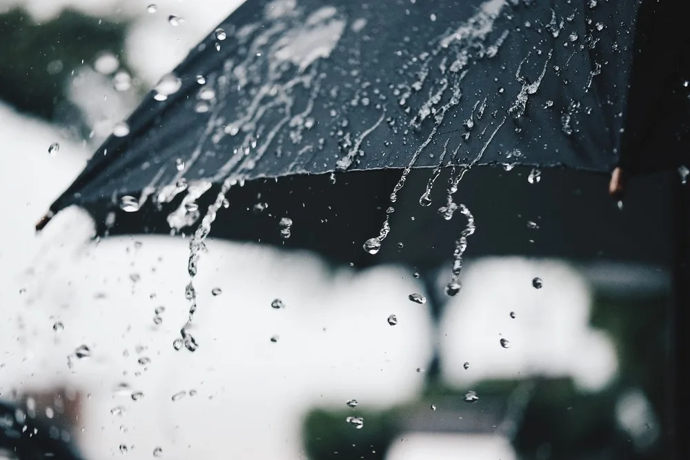 الأرصاد تحذر.. الأمطار مستمرة لآخر اليوم