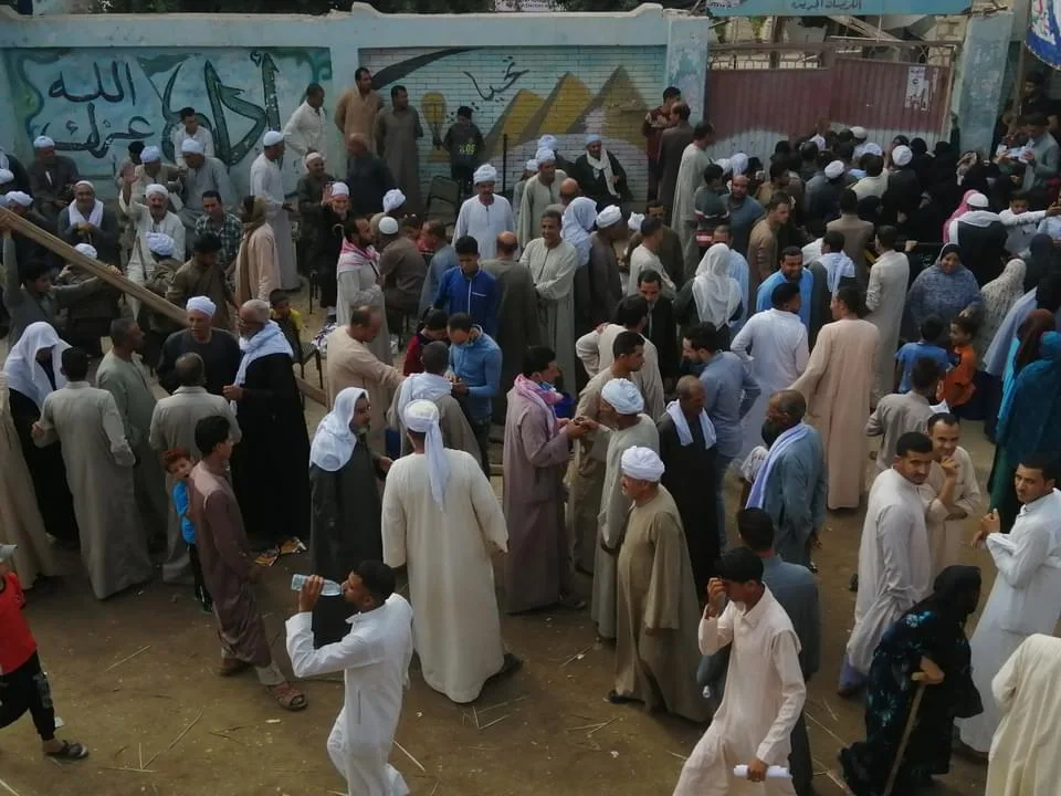 حصاد اليوم الأول بالجيزة.. اقبال شديد باللجان وأطفيح والصف وكرداسة قبل غلق اللجان (صور)