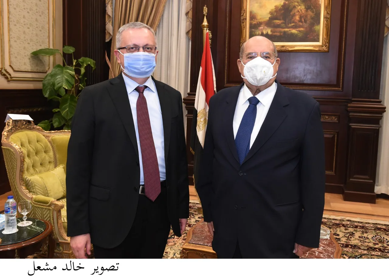 رئيس مجلس الشيوخ  لـ"السفير الروسي": مهتمون بمساعدتكم للمحطة النووية وتطوير السكك الحديدية